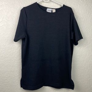 Bobbie Brooks black top